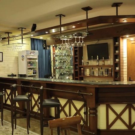 Hotel Bek Ташкент Екстериор снимка