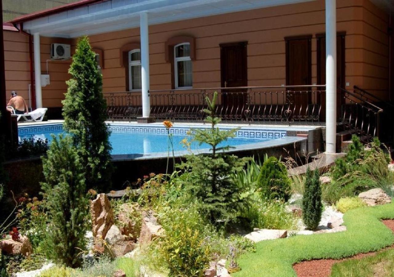 Hotel Bek Ташкент Екстериор снимка