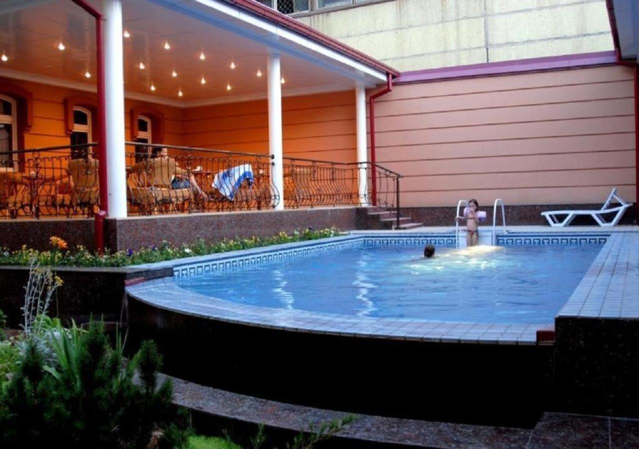 Hotel Bek Ташкент Екстериор снимка