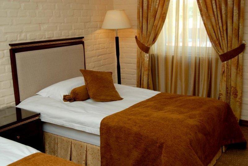 Hotel Bek Ташкент Екстериор снимка